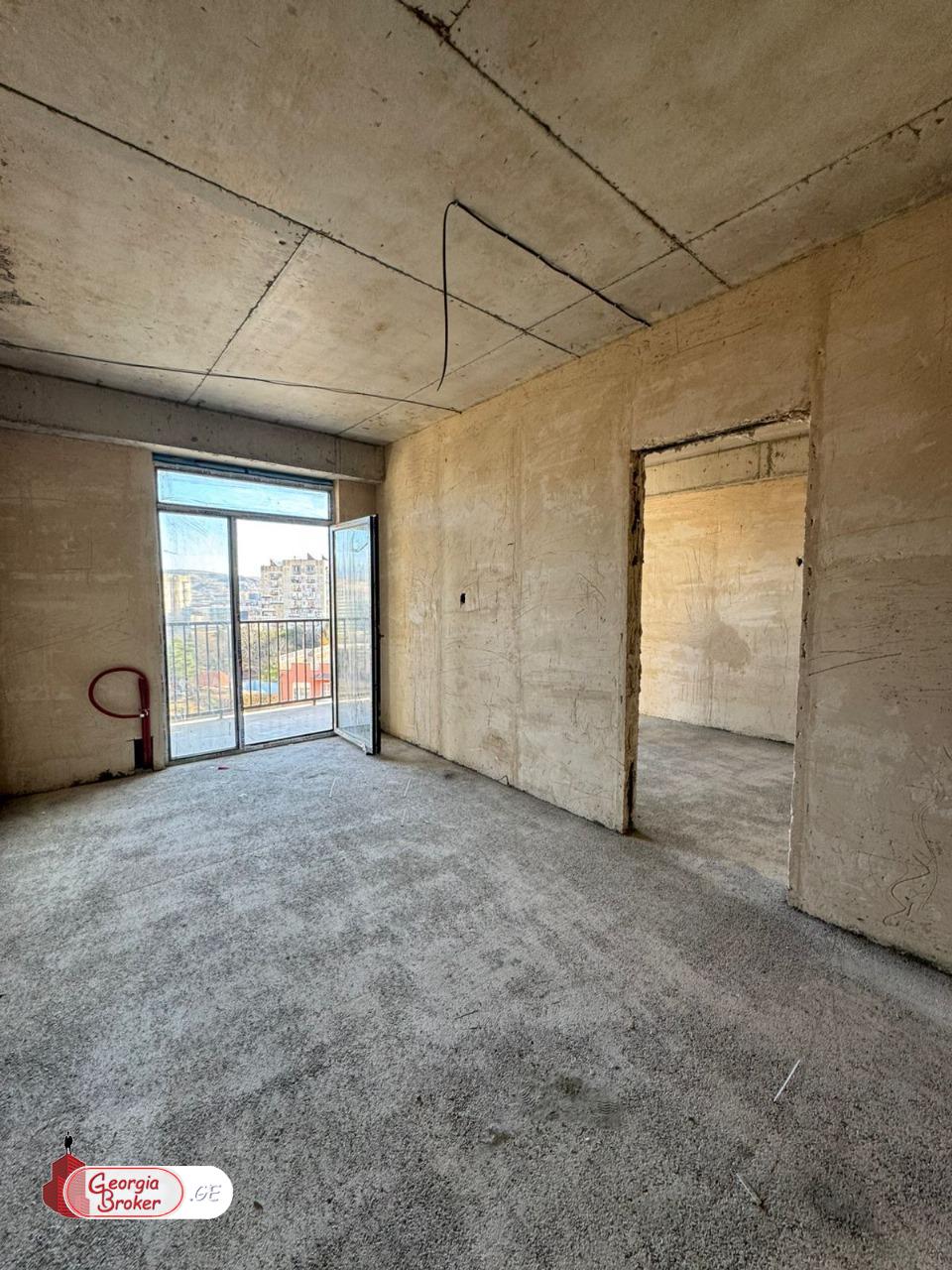 იყიდება ახალი გარემონტებული 3 ოთახიანი ბინა